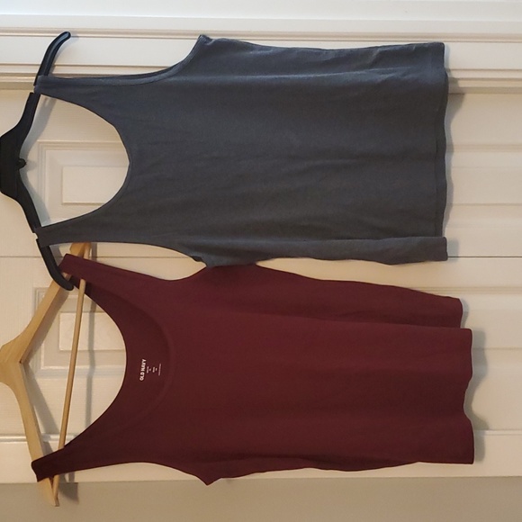2 Old Navy Tank Tops. Xl Slim fit - Picture 2 of 3